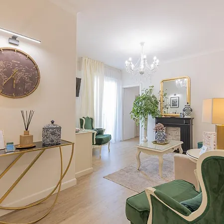 Crys: Apartments, Holiday, Business, * Vérone